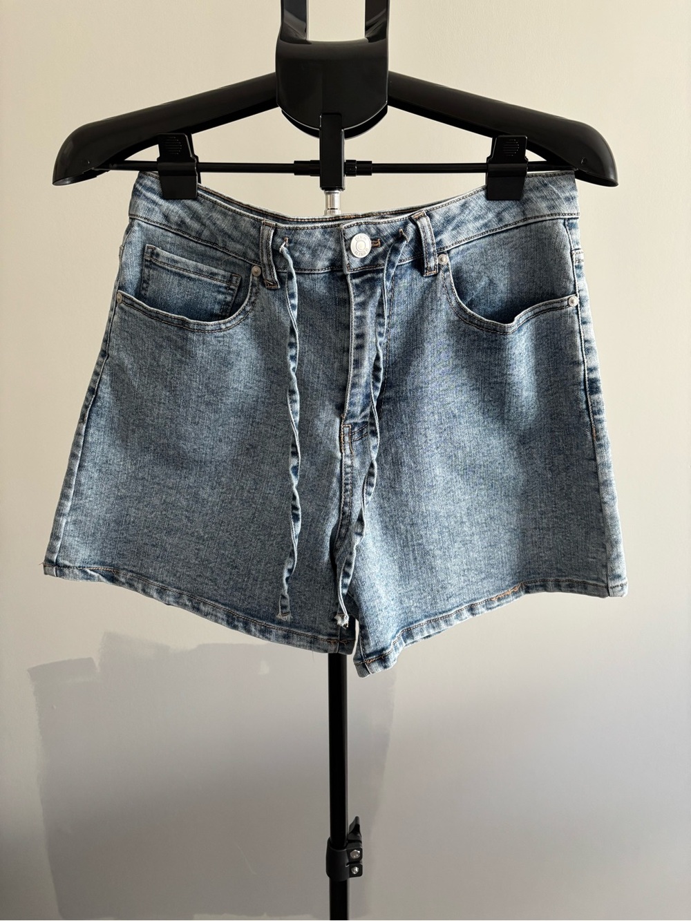 Light Wash High-Rise Denim Shorts - Women